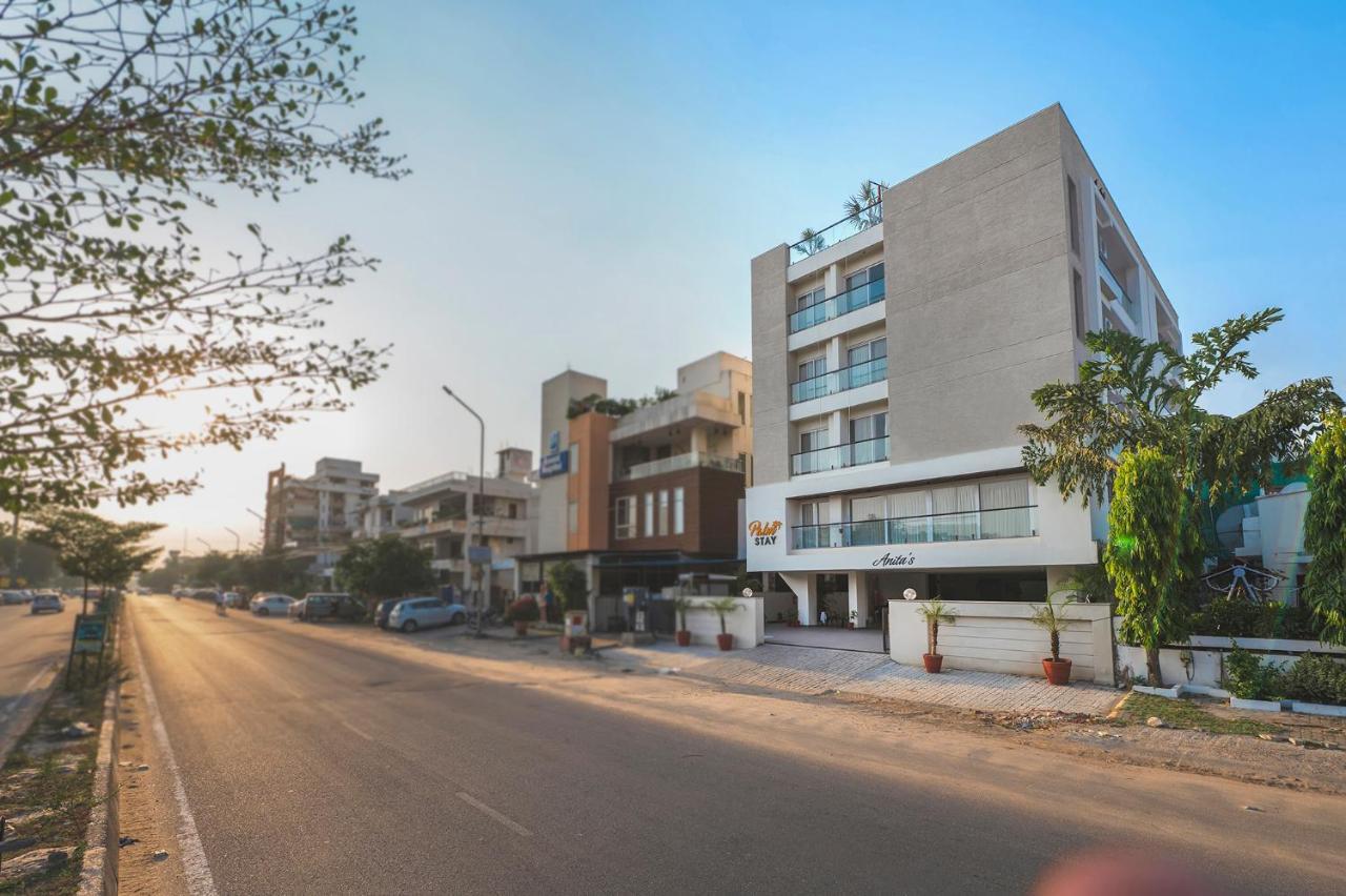 Palm Stay - Studios & Rooms Divisione di Divisione di Jaipur Esterno foto